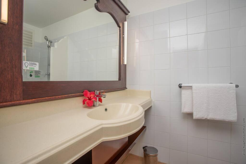Suite Tropicale Village Vacances Сент-Люс Экстерьер фото