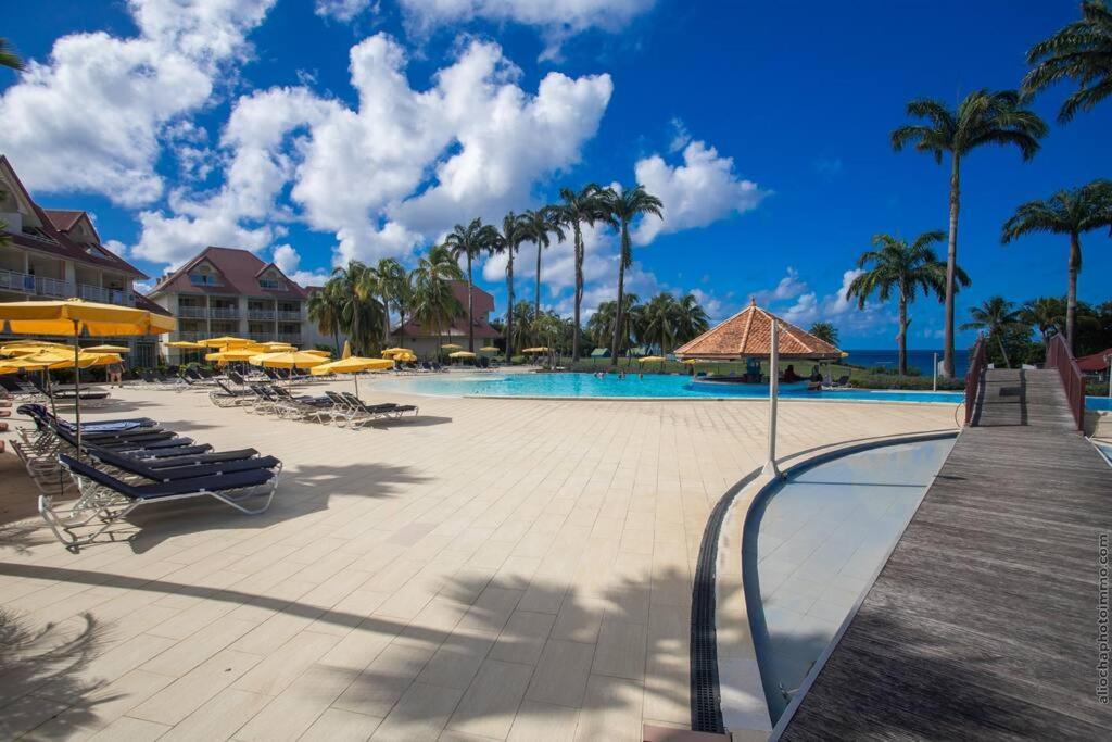 Suite Tropicale Village Vacances Сент-Люс Экстерьер фото